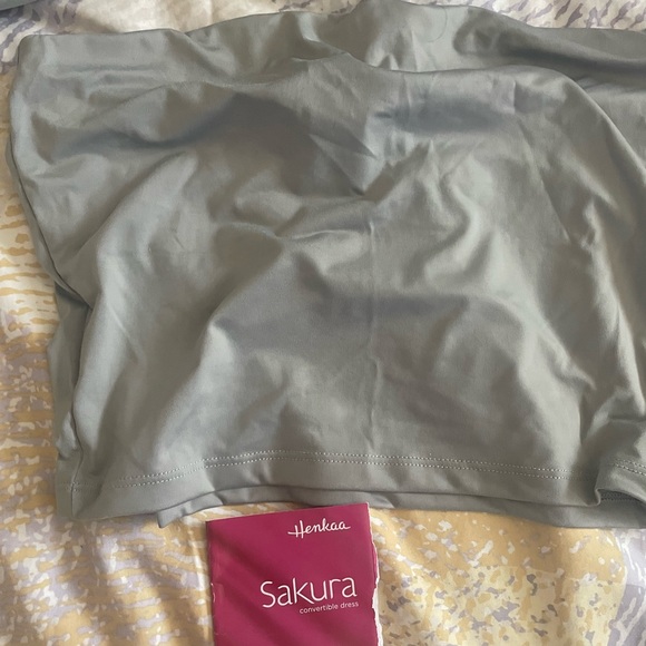 Henkaa Convertible Dress in grey - Picture 2 of 2